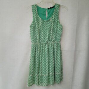 Doe & Rae Dress Womens M Green Floral Stretch Lined Cottagecore Sleeveless Flowy